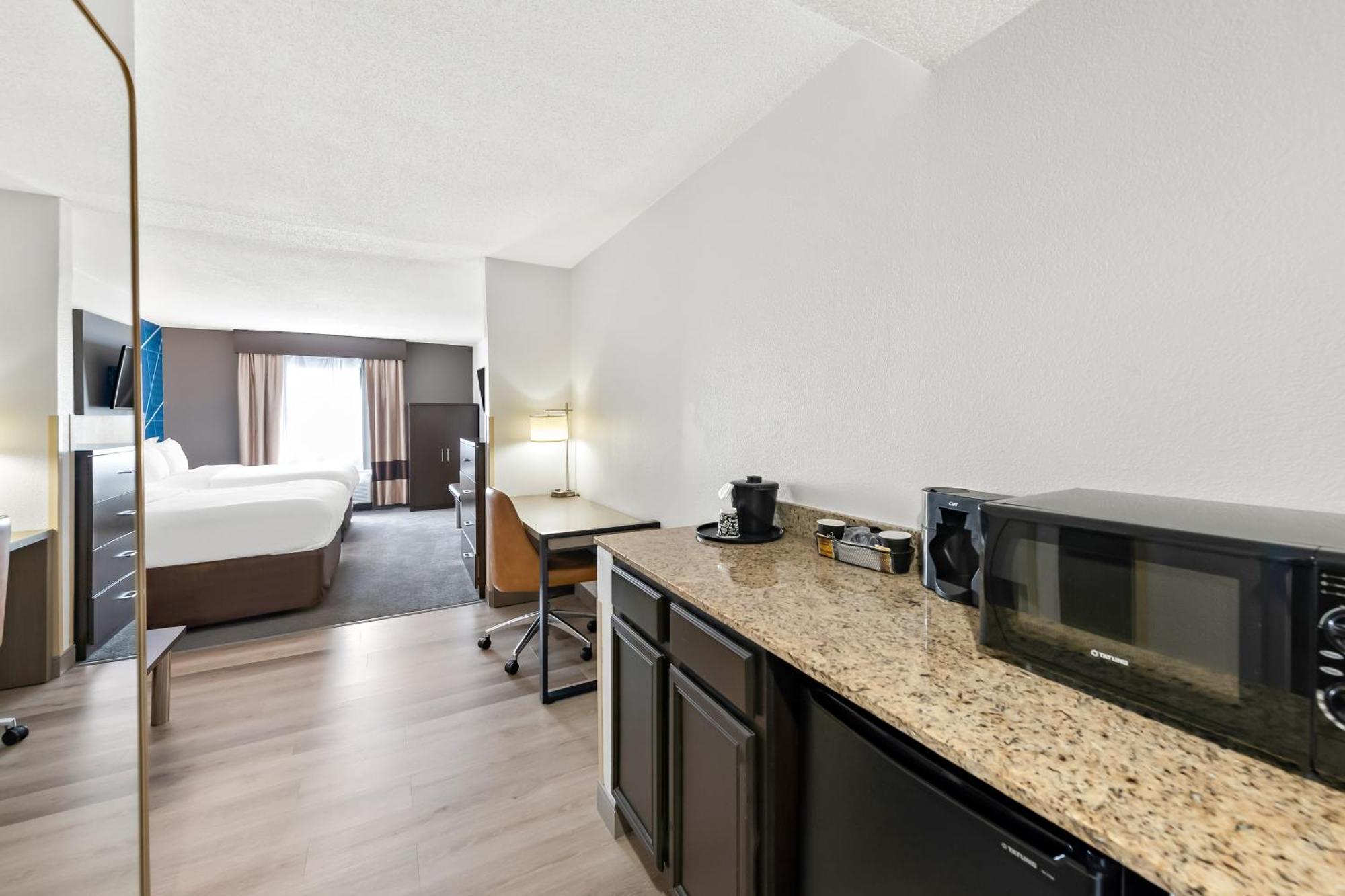 Comfort Suites Колумбус Экстерьер фото