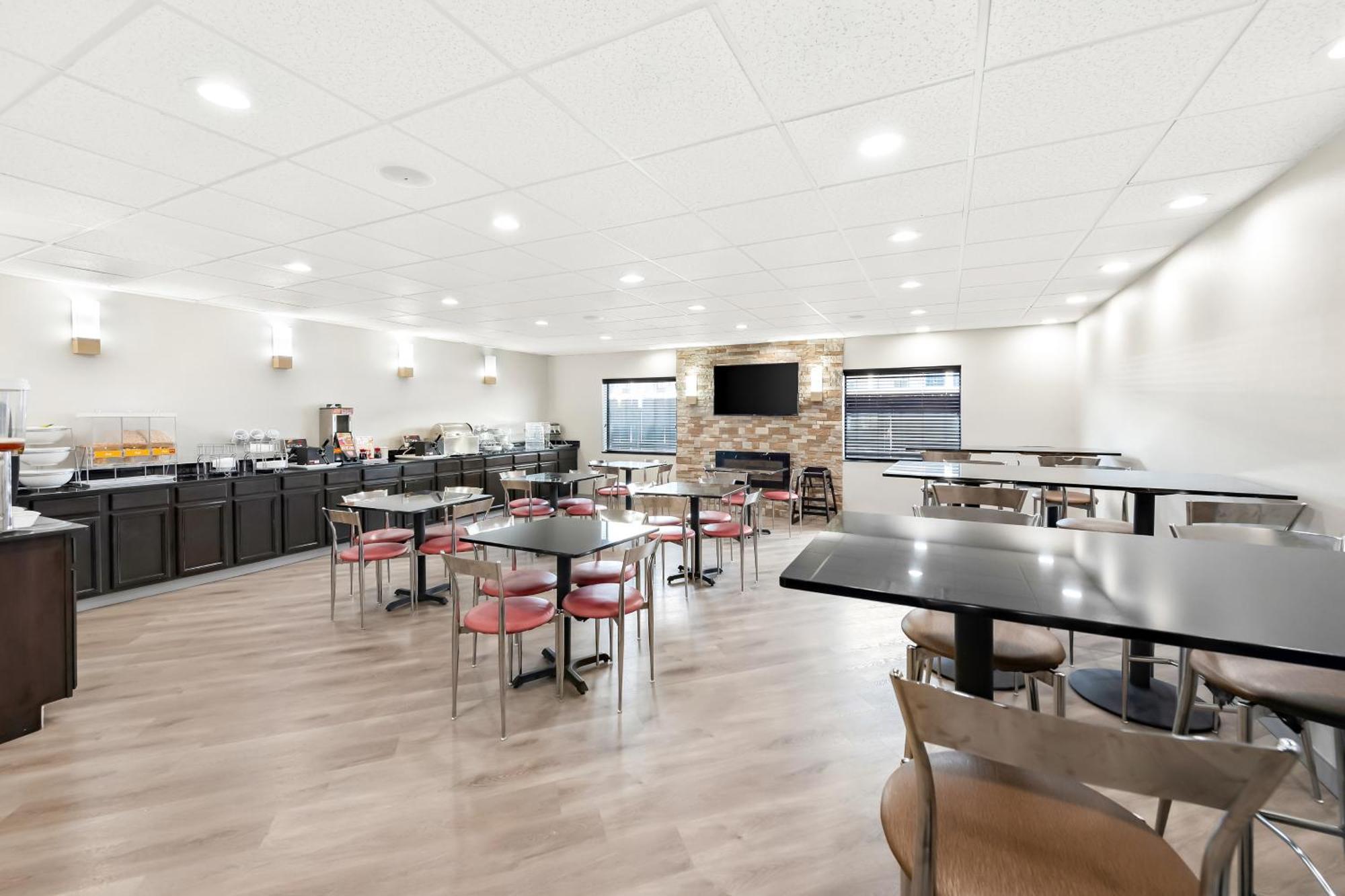 Comfort Suites Колумбус Экстерьер фото