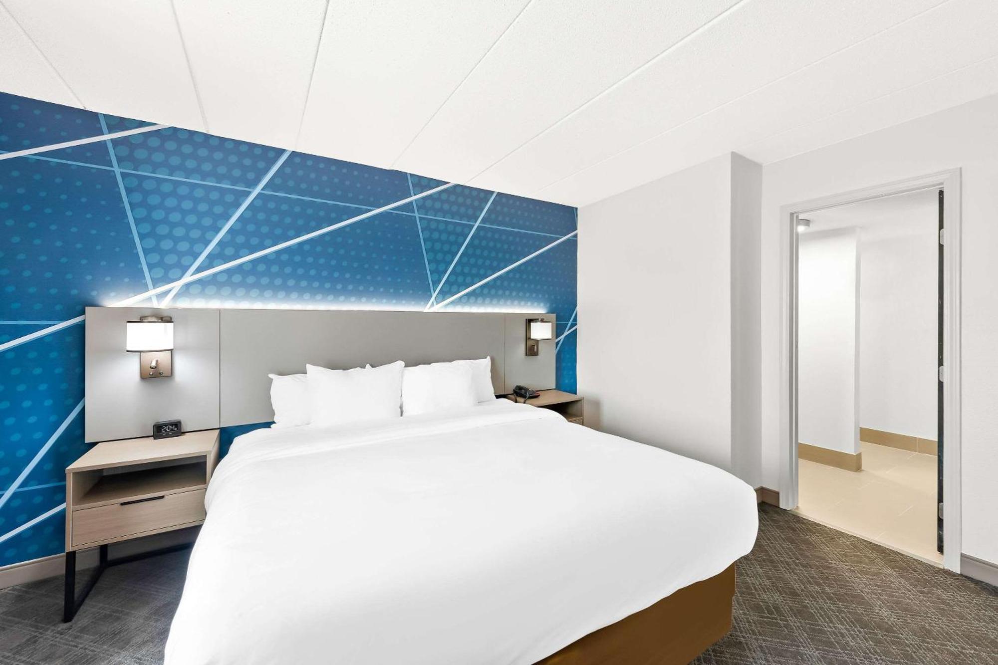 Comfort Suites Колумбус Экстерьер фото