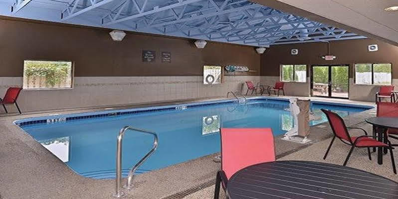 Comfort Suites Колумбус Экстерьер фото